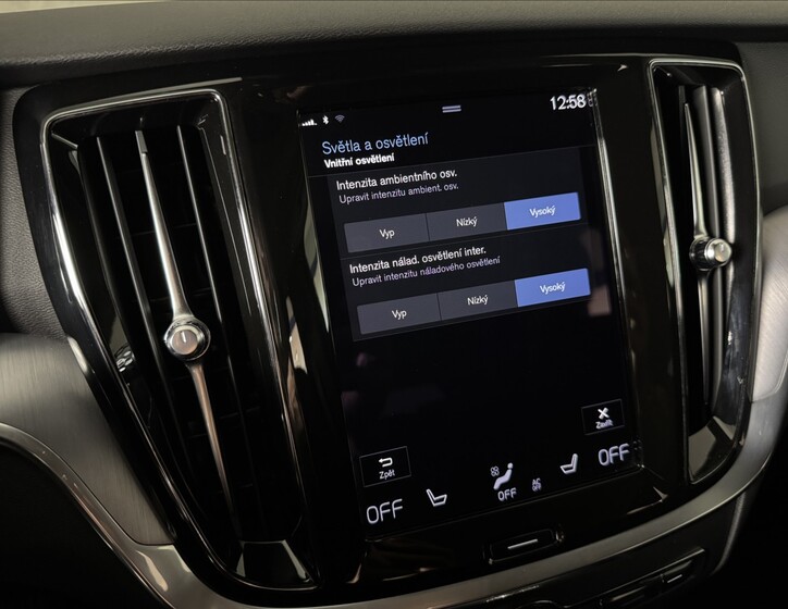 Volvo V60 31