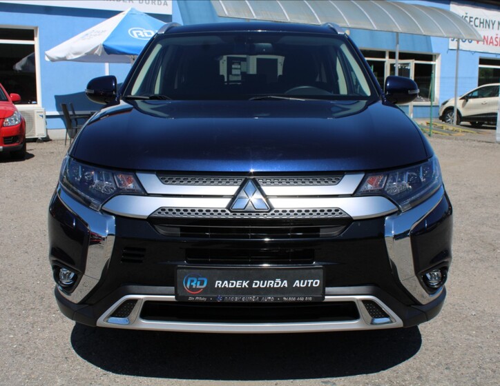 Mitsubishi Outlander 2