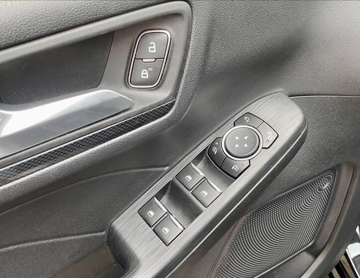 Ford Kuga 44