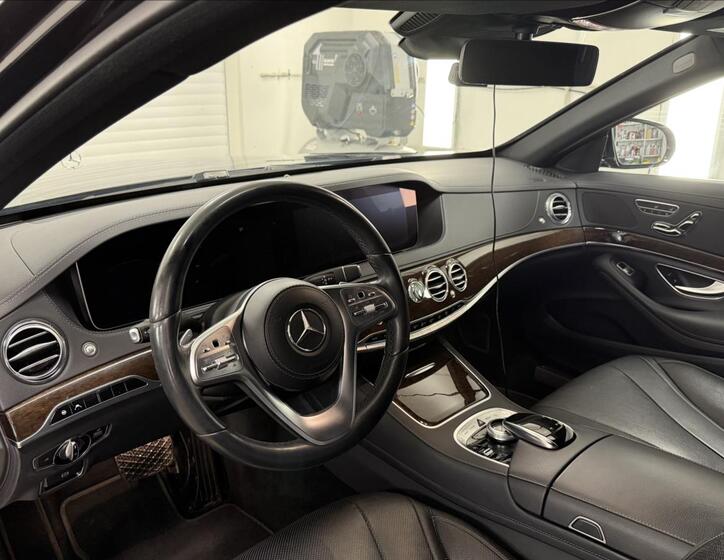 Mercedes-Benz Třídy S 7