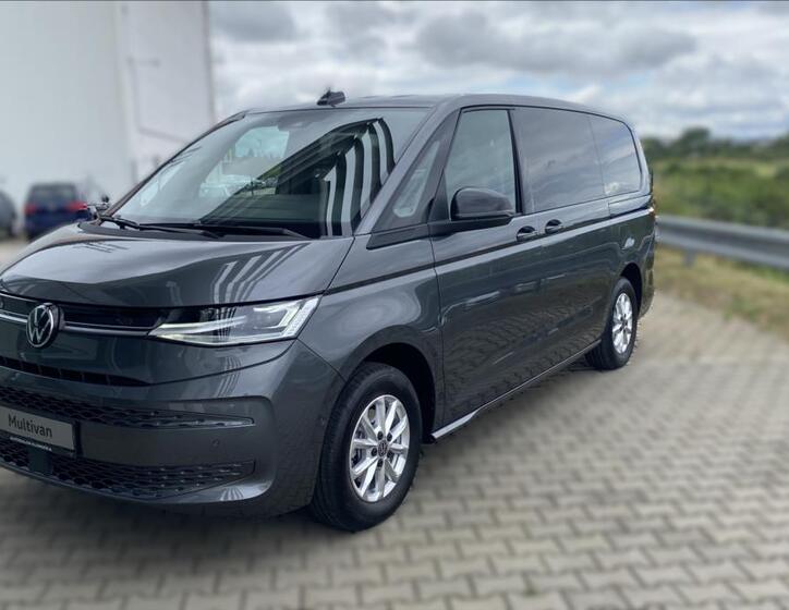 Volkswagen Multivan 1