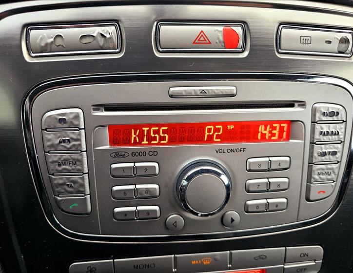 Ford Mondeo 17
