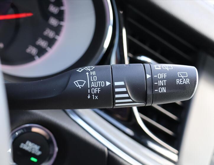 Opel Insignia 22