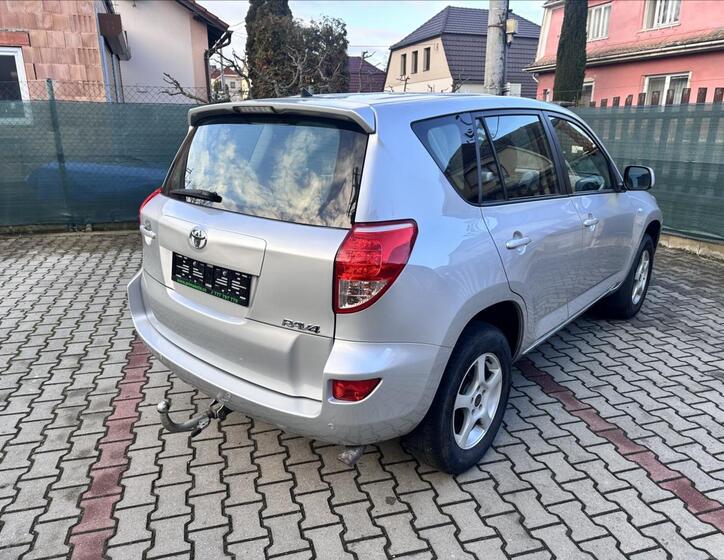 Toyota RAV4 3