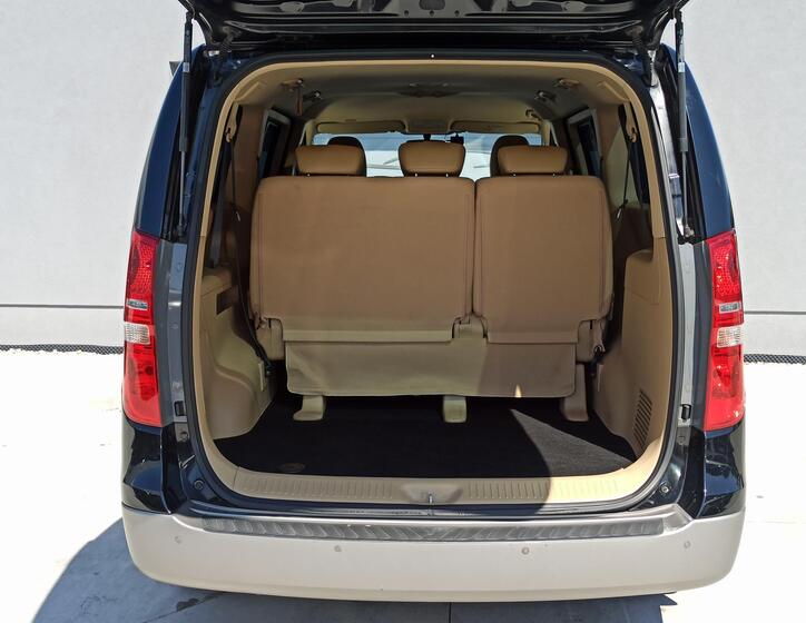 Hyundai H 1 9