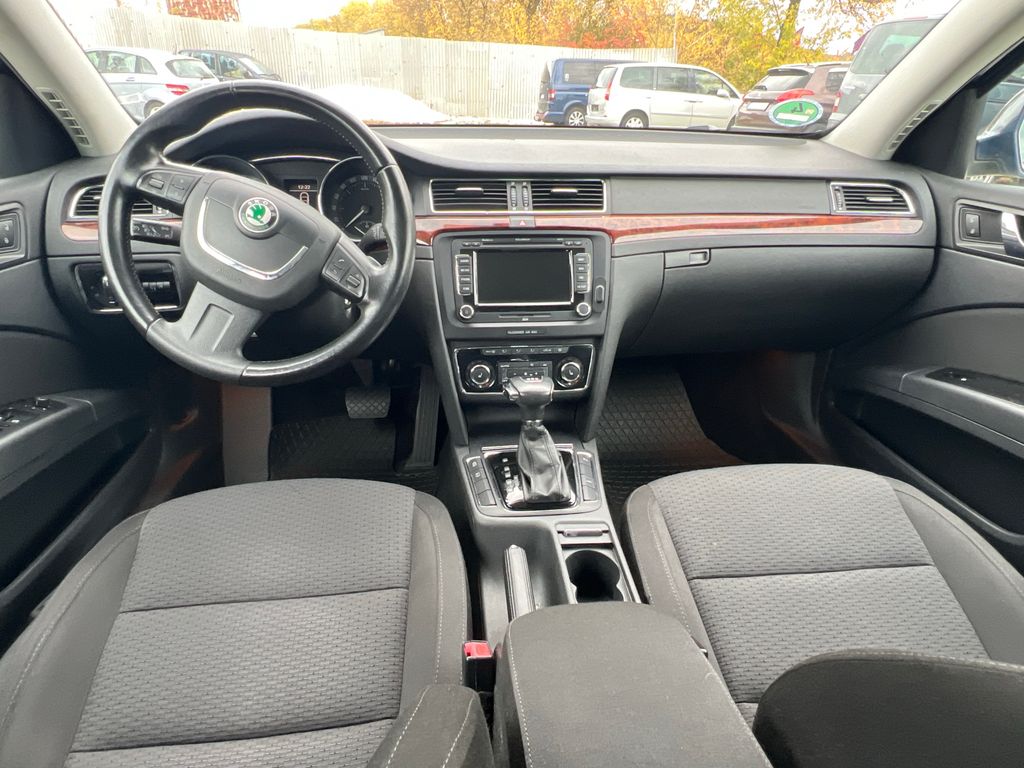 Škoda Superb