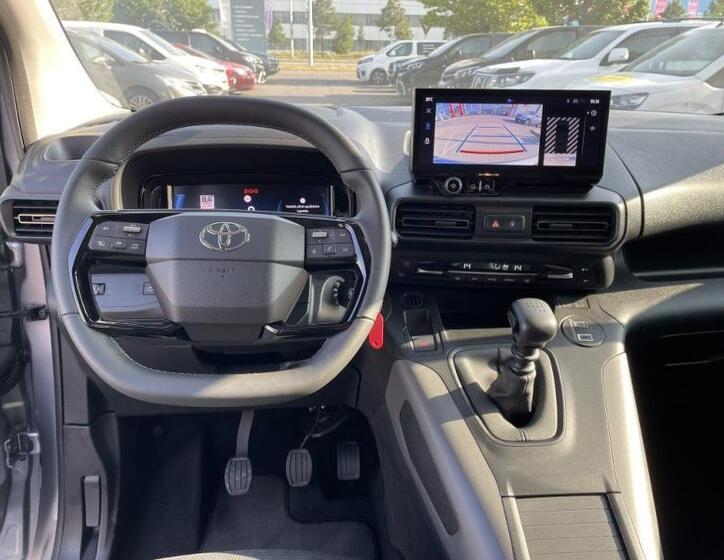 Toyota ProAce City Verso 16