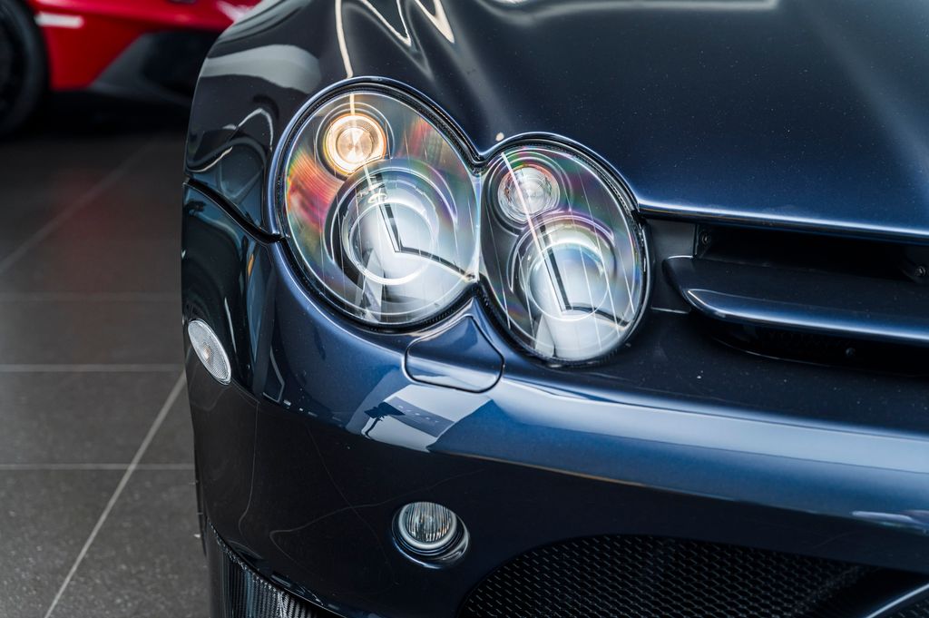 Mercedes-Benz SLR