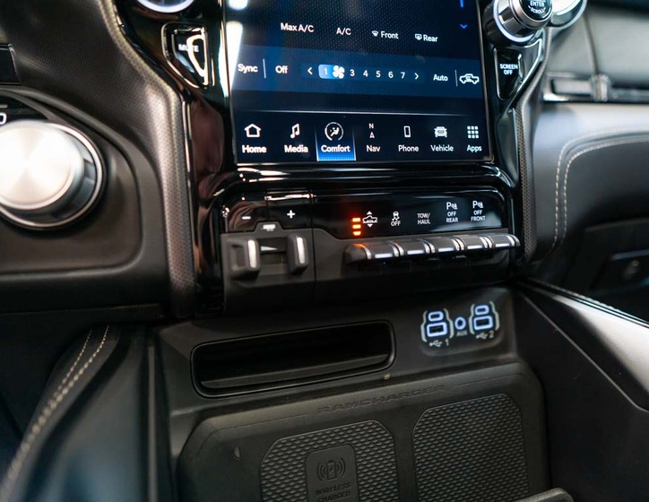 Dodge RAM 31