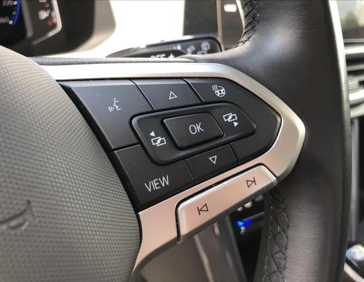Volkswagen T-Roc 16