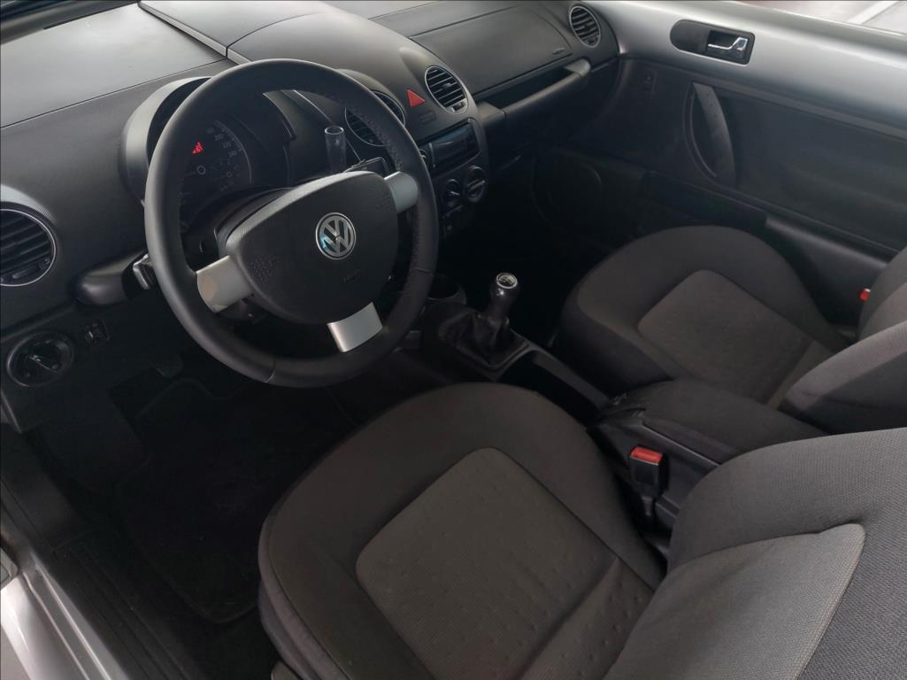 Volkswagen New Beetle