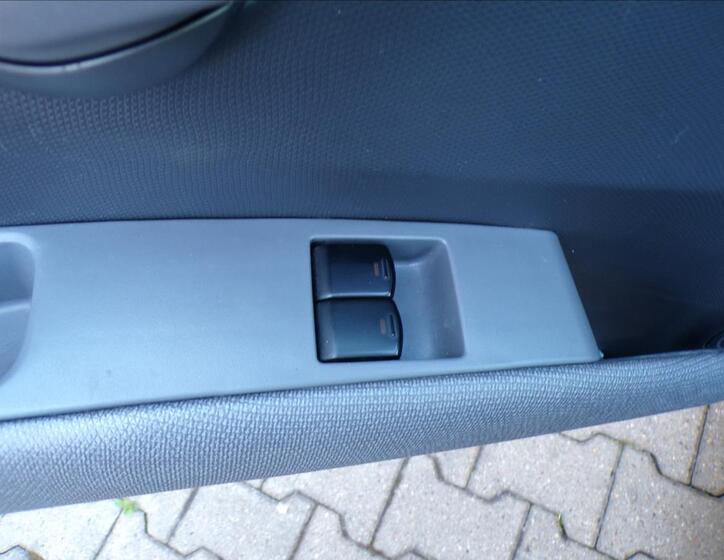 Nissan Micra 15