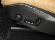 Volvo XC90 24
