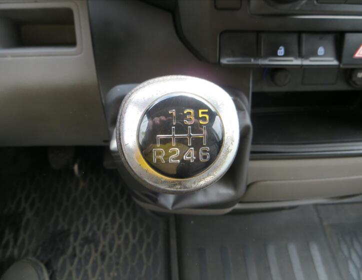 Hyundai H 350 12