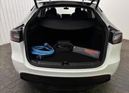 Tesla Model Y 28