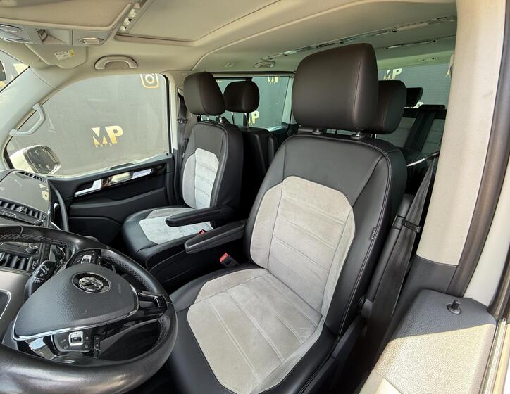 Volkswagen Multivan 11