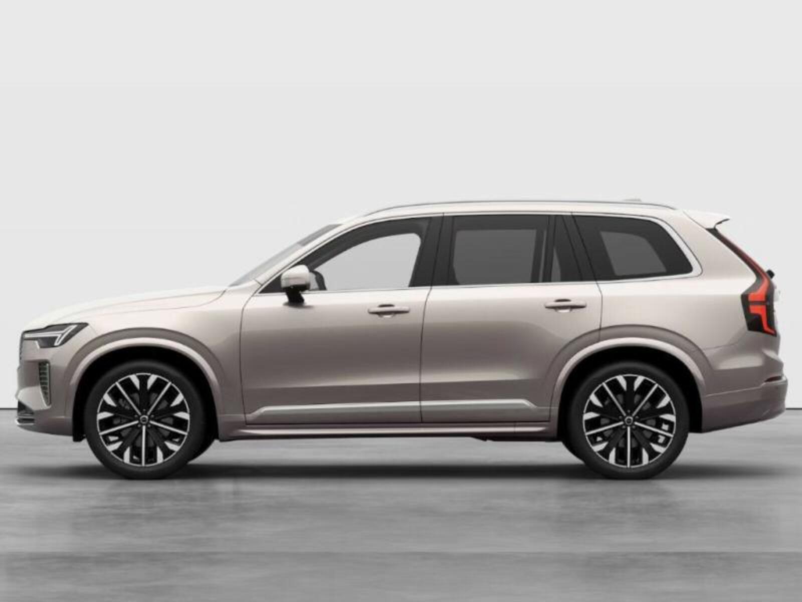 Volvo XC90 4