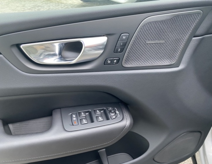 Volvo XC60 7