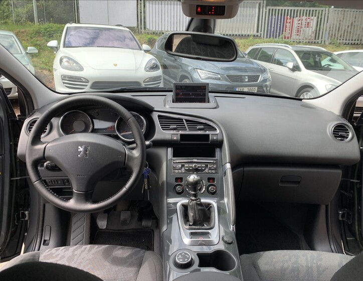 Peugeot 3008 13