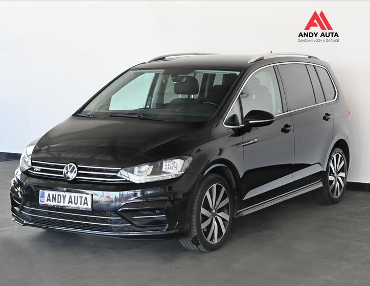 Volkswagen Touran 1