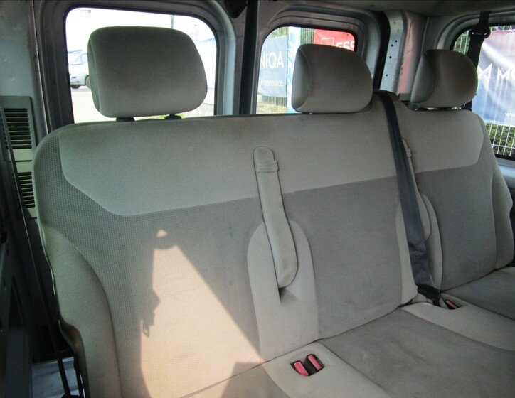 Opel Vivaro 27
