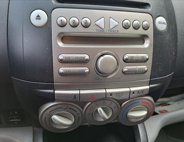 Daihatsu Sirion 22