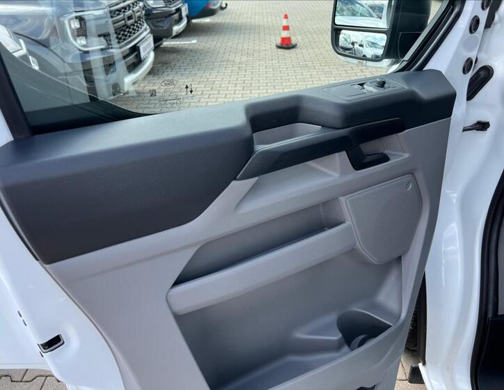 Ford Transit Custom 17