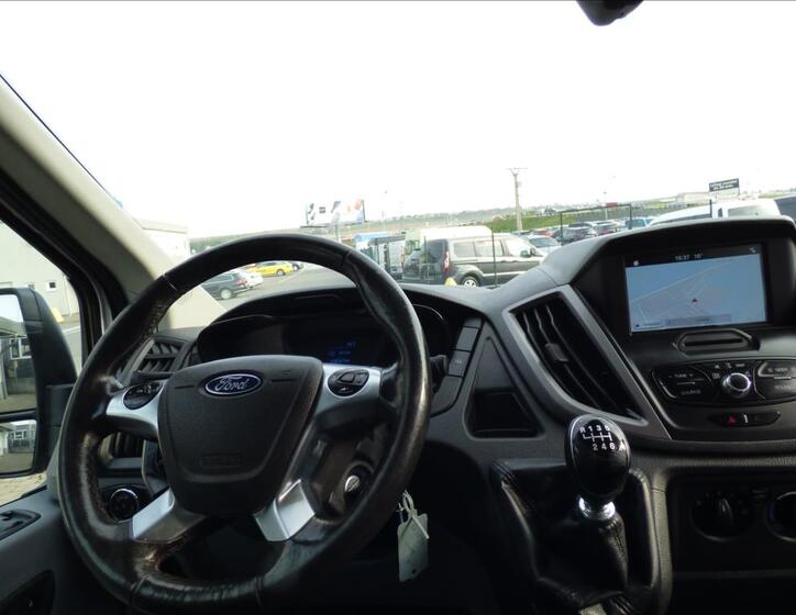 Ford Transit 13