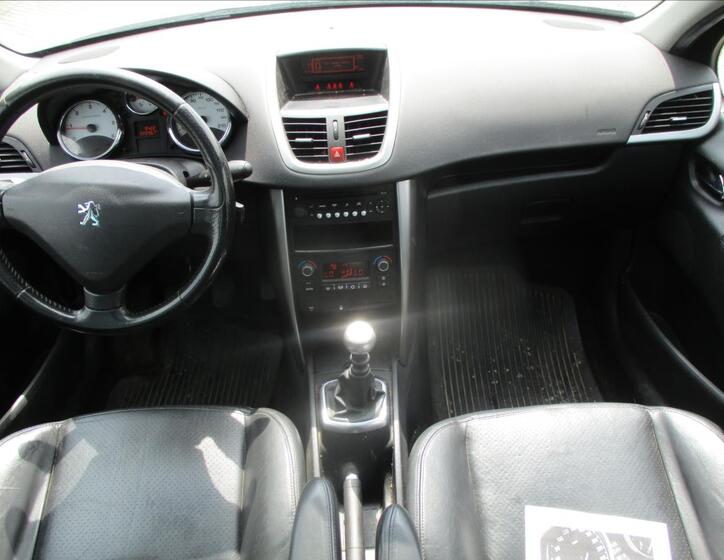 Peugeot 207 12