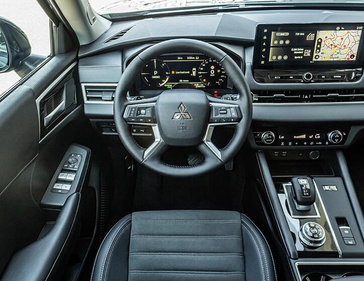 Mitsubishi Outlander 16