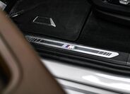 BMW X7 22