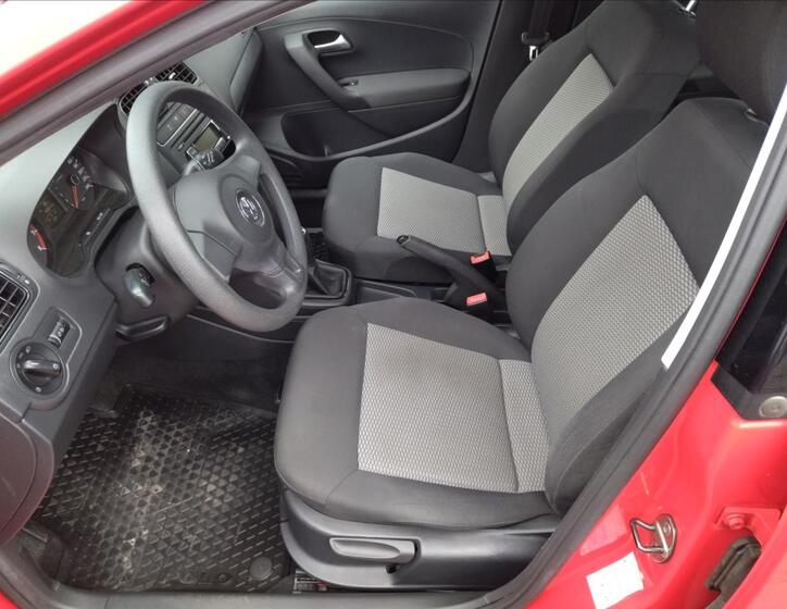 Volkswagen Polo 9