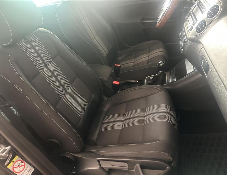Volkswagen Golf 22