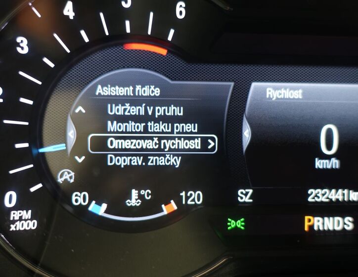 Ford S-MAX 12