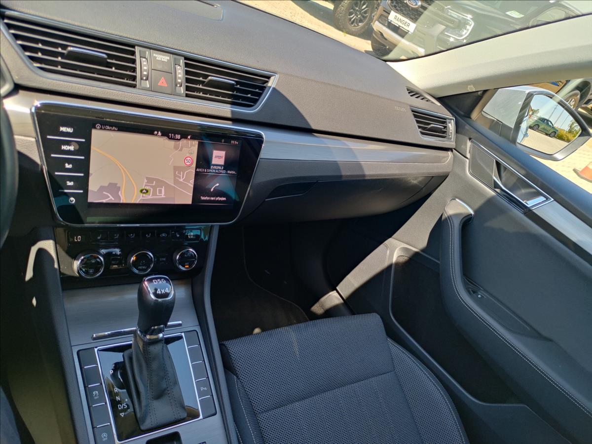 Škoda Superb