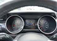 Ford Mustang 32