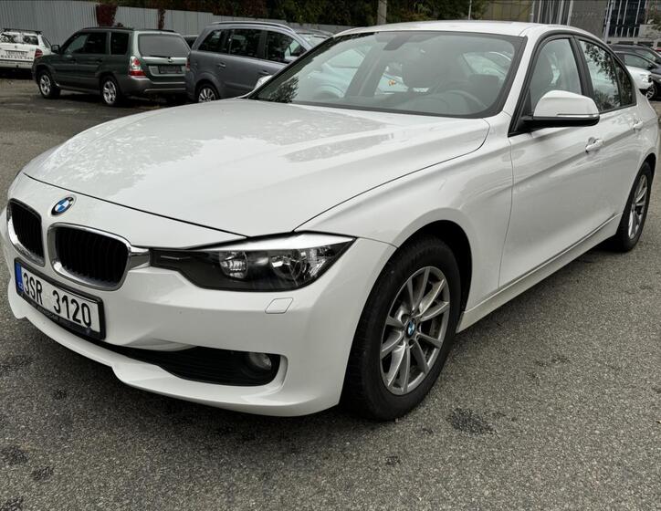 BMW Řada 3 2