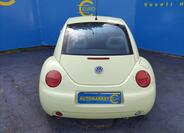 Volkswagen New Beetle 5