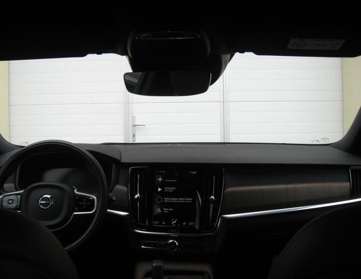 Volvo V90 27