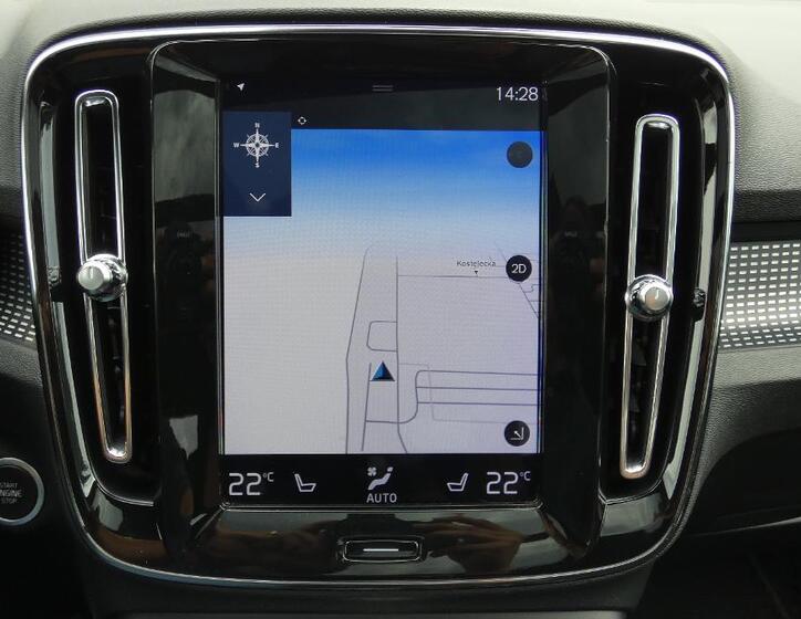 Volvo XC40 14