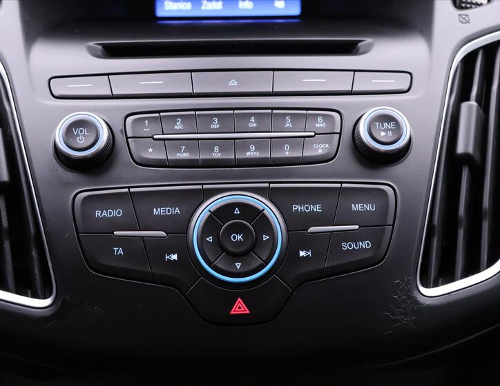 Ford Focus 25
