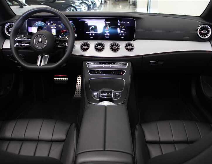 Mercedes-Benz Třídy E 9