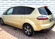 Ford S-MAX 6
