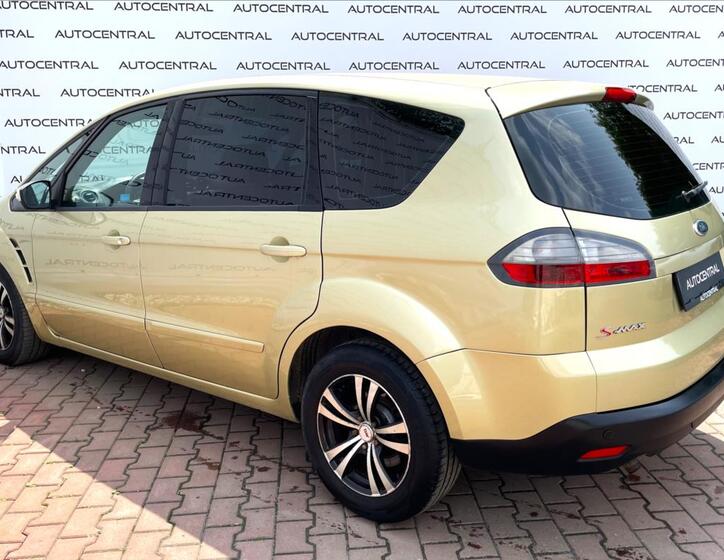 Ford S-MAX 6