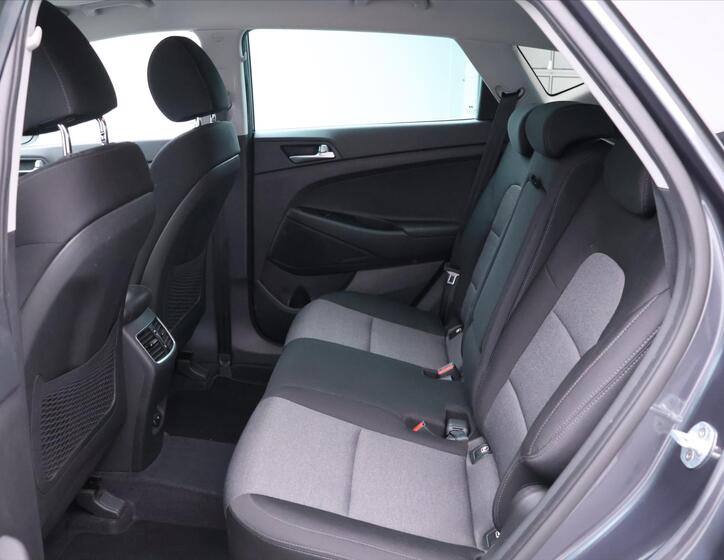Hyundai Tucson 13