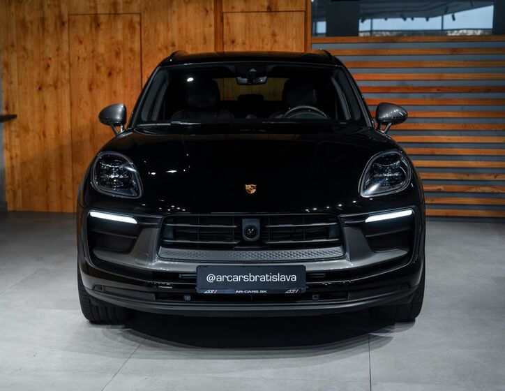 Porsche Macan 5