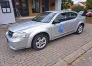 Dodge Avenger 4