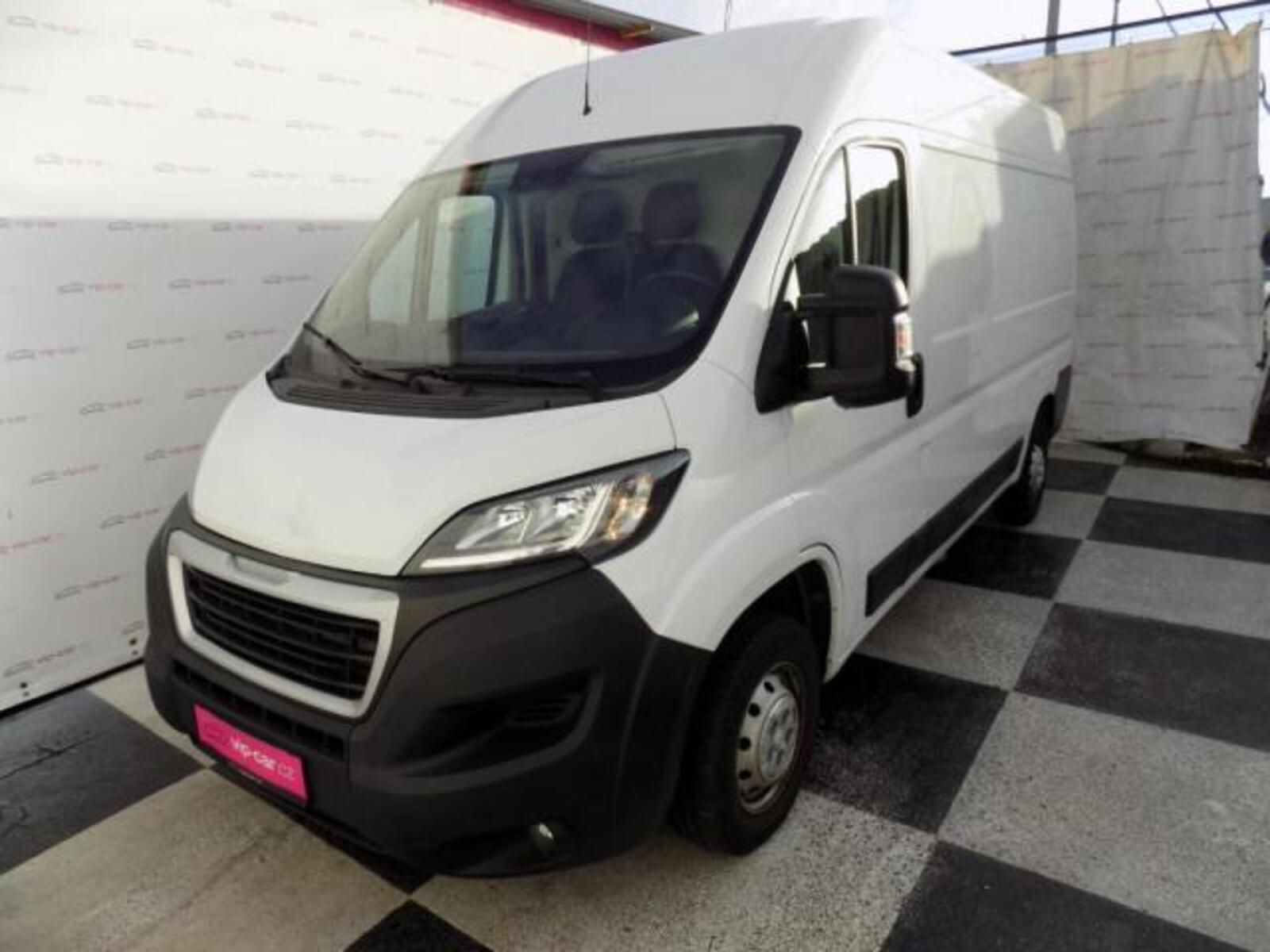 Peugeot Boxer 1