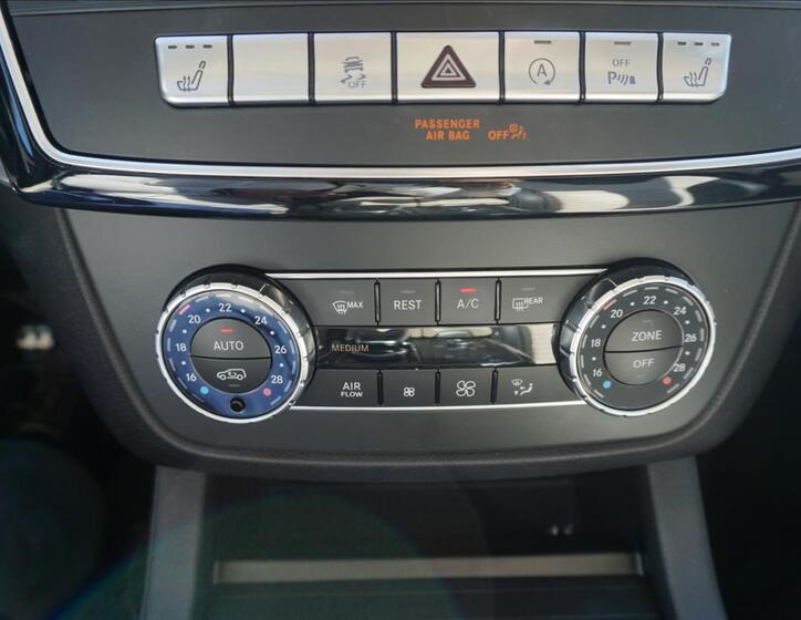 Mercedes-Benz GLE 18