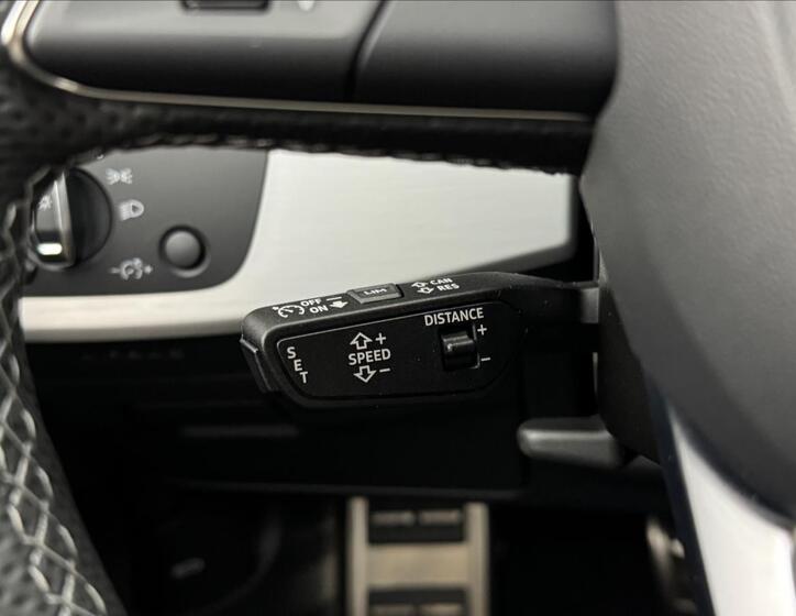 Audi A4 12